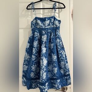 EUC GAP Indigo and Ivory Floral Patterned Dress Size 4